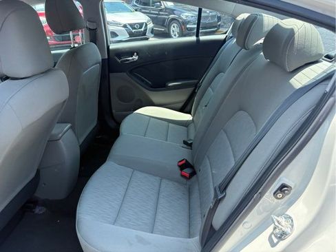 Used 2015 Kia Forte LX image 18