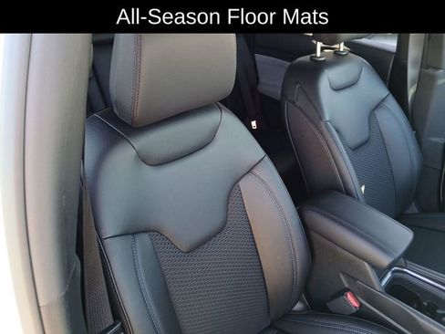 New 2025 Jeep Compass Latitude w/ Convenience Group image 28