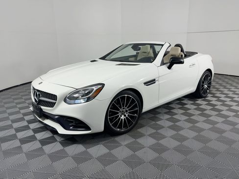 Used 2020 Mercedes-Benz SLC 300 image 1