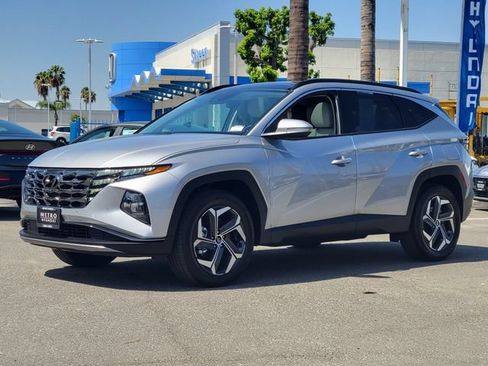 Used 2023 Hyundai Tucson Limited AWD/4WD image 2