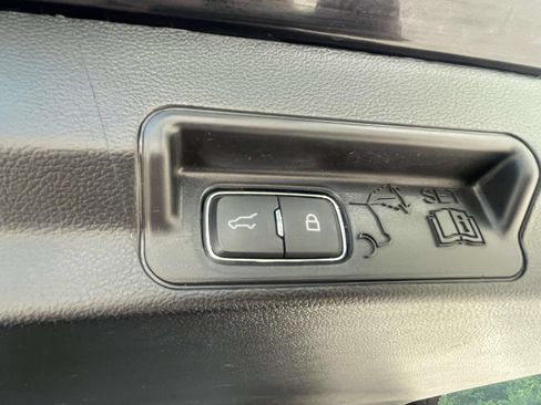 Used 2022 Ford Explorer ST w/ Equipment Group 401A AWD/4WD image 7