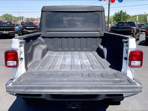 Used 2023 Jeep Gladiator Sport AWD/4WD image 29