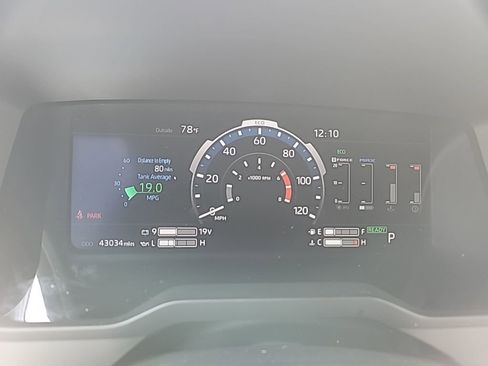 Used 2023 Toyota Sequoia Capstone image 28