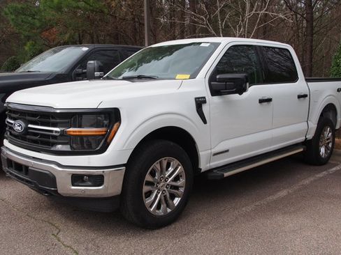 Certified 2024 Ford F150 XLT w/ Equipment Group 302A MID image 4