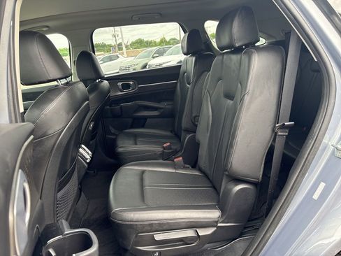 Used 2022 Kia Sorento SX AWD/4WD image 29