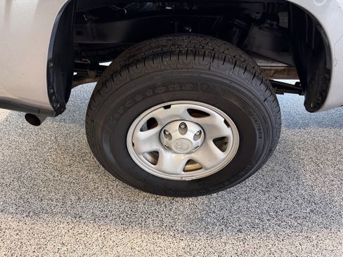 Used 2021 Toyota Tacoma SR image 7