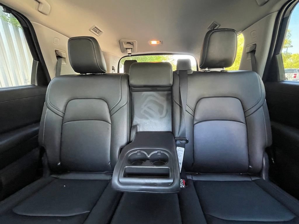 Used 2025 Nissan Pathfinder SL AWD/4WD image 31