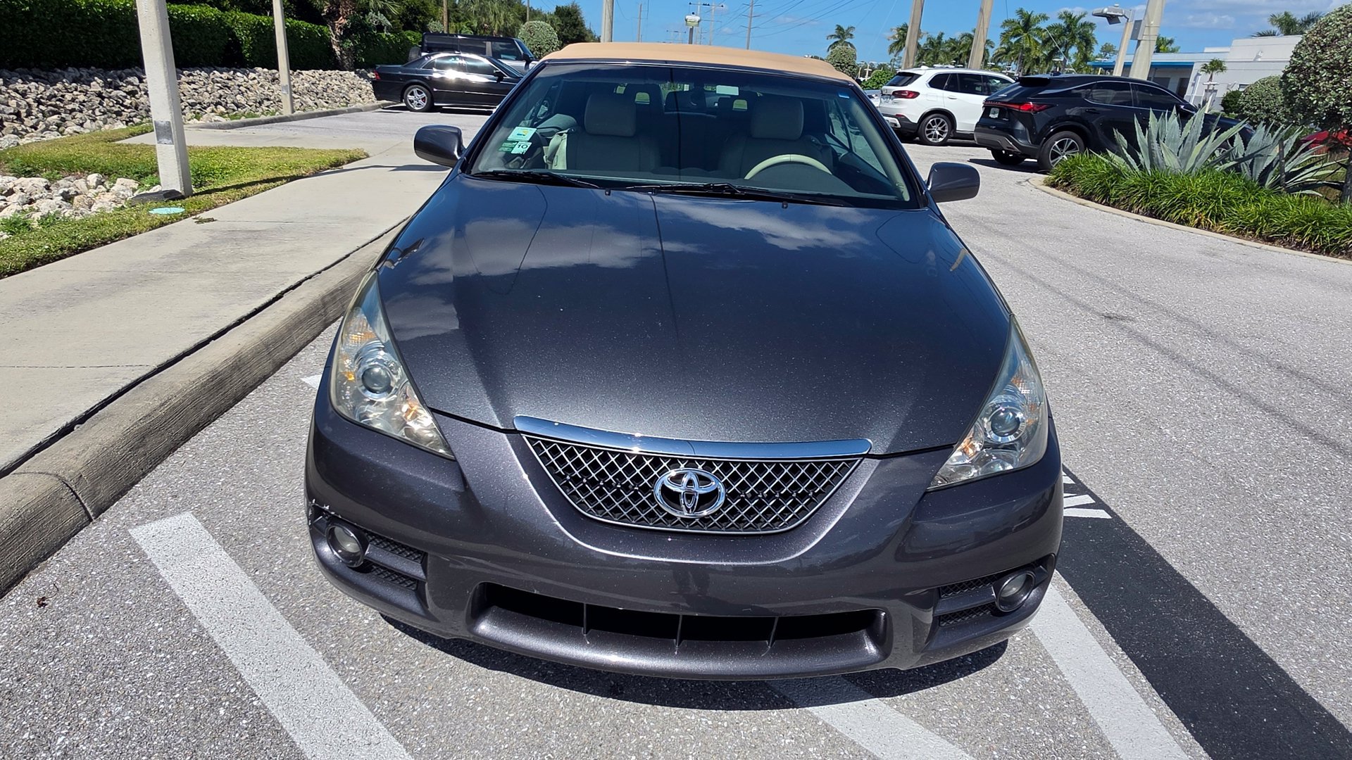Used 2008 Toyota Solara SLE FWD image 2