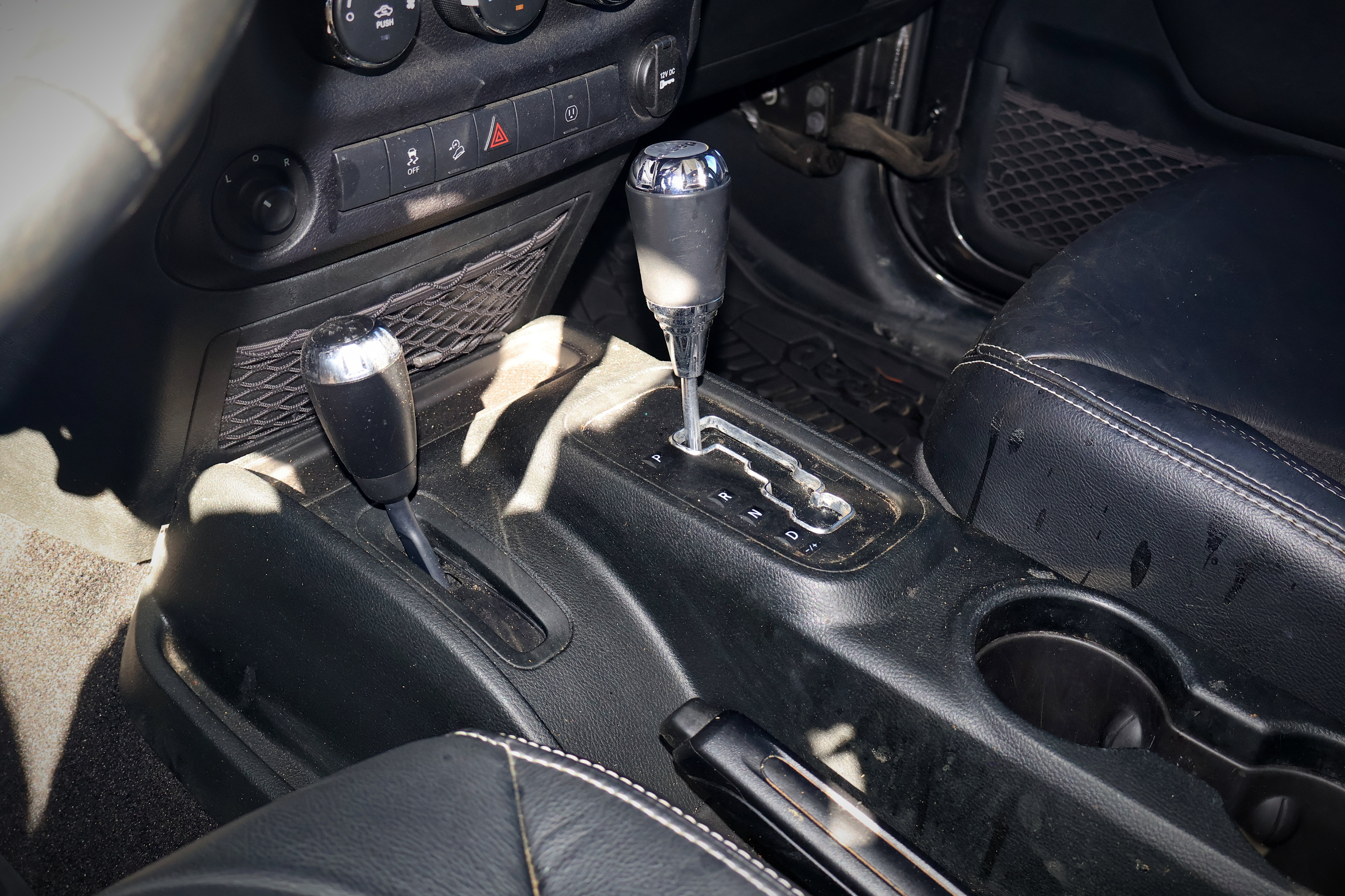 Used 2018 Jeep Wrangler Sport AWD/4WD image 17