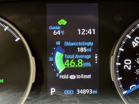 Certified 2022 Toyota RAV4 SE image 17