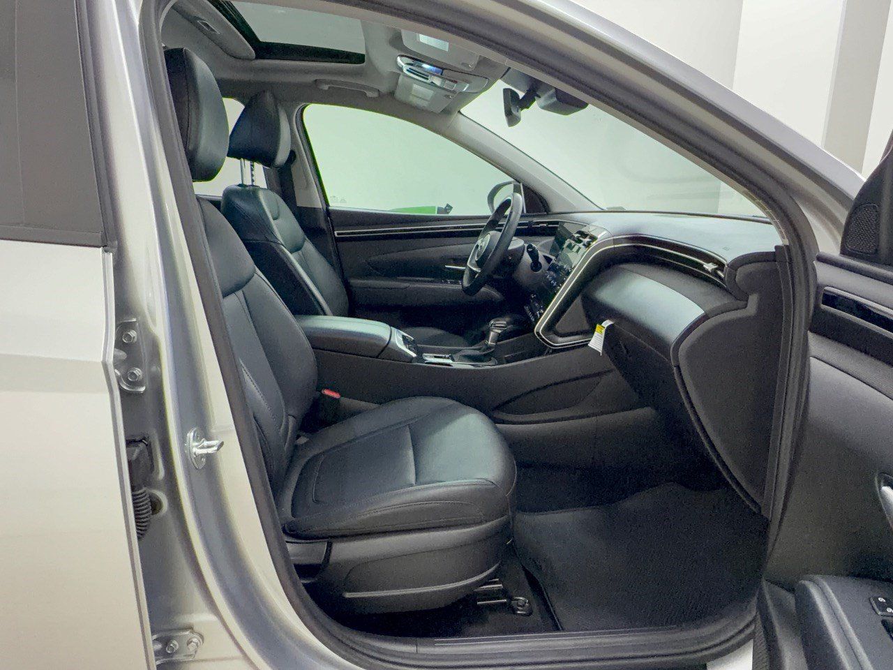 Used 2023 Hyundai Tucson SEL w/ Convenience Package FWD image 30