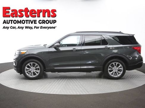 Used 2022 Ford Explorer XLT w/ Equipment Group 202A AWD/4WD image 63