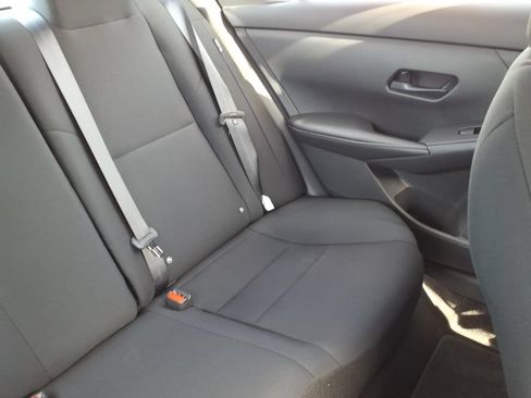 Used 2024 Nissan Sentra S FWD image 18