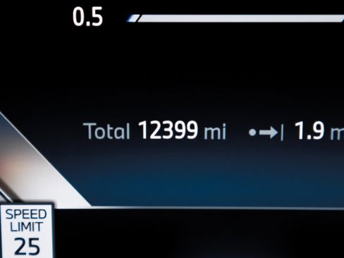 Used 2023 BMW i7 xDrive60 image 9