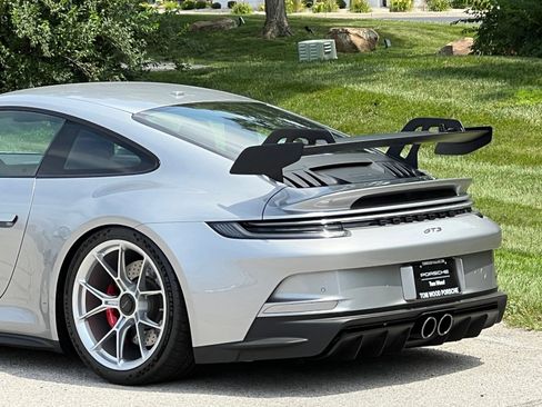 Certified 2022 Porsche 911 GT3 RWD image 9