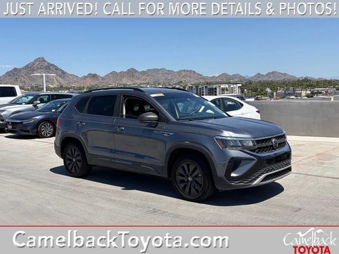 Used 2022 Volkswagen Taos S FWD image 1