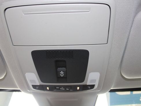 Used 2023 Honda CR-V EX-L image 24