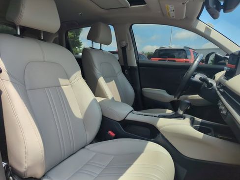 Used 2023 Honda HR-V EX-L image 25