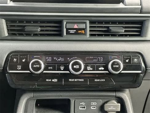 Used 2023 Honda Pilot Elite image 16