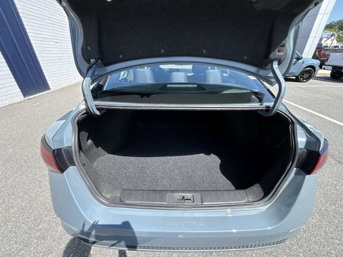 Used 2025 Nissan Sentra SV FWD image 21