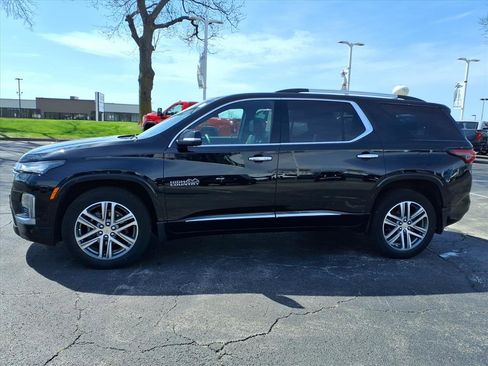 Used 2023 Chevrolet Traverse High Country AWD/4WD image 4