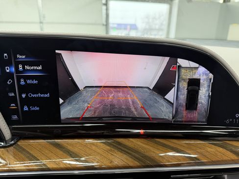 Used 2024 Cadillac Escalade Sport Platinum image 19