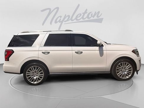 Used 2018 Ford Expedition Limited w/ Equipment Group 302A RWD image 7