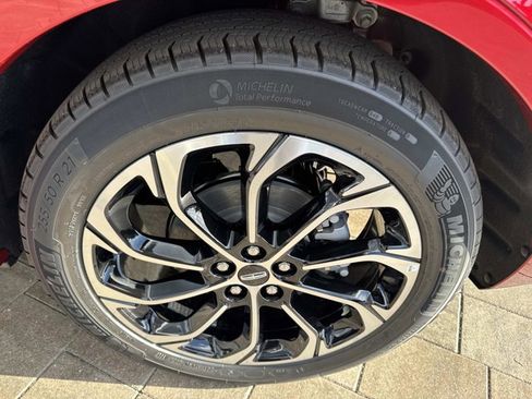 New 2026 Lincoln Nautilus Reserve image 31