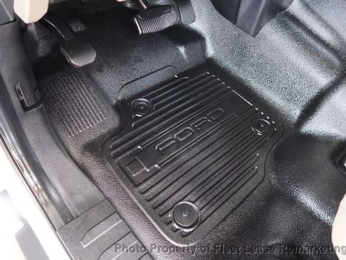 Used 2017 Ford F250 XL w/ Power Equipment Group AWD/4WD image 11