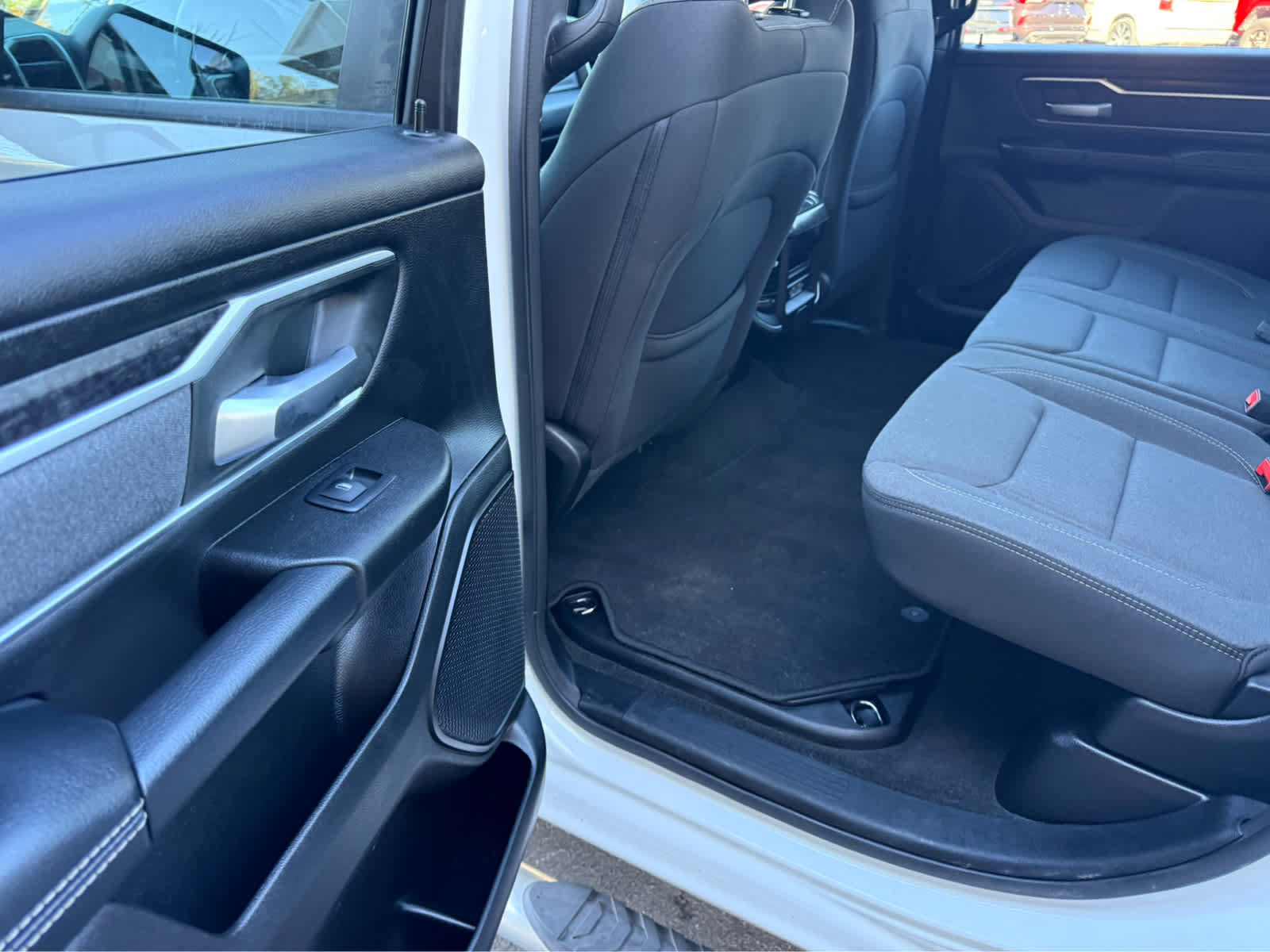 Used 2023 RAM 1500 Big Horn AWD/4WD image 20