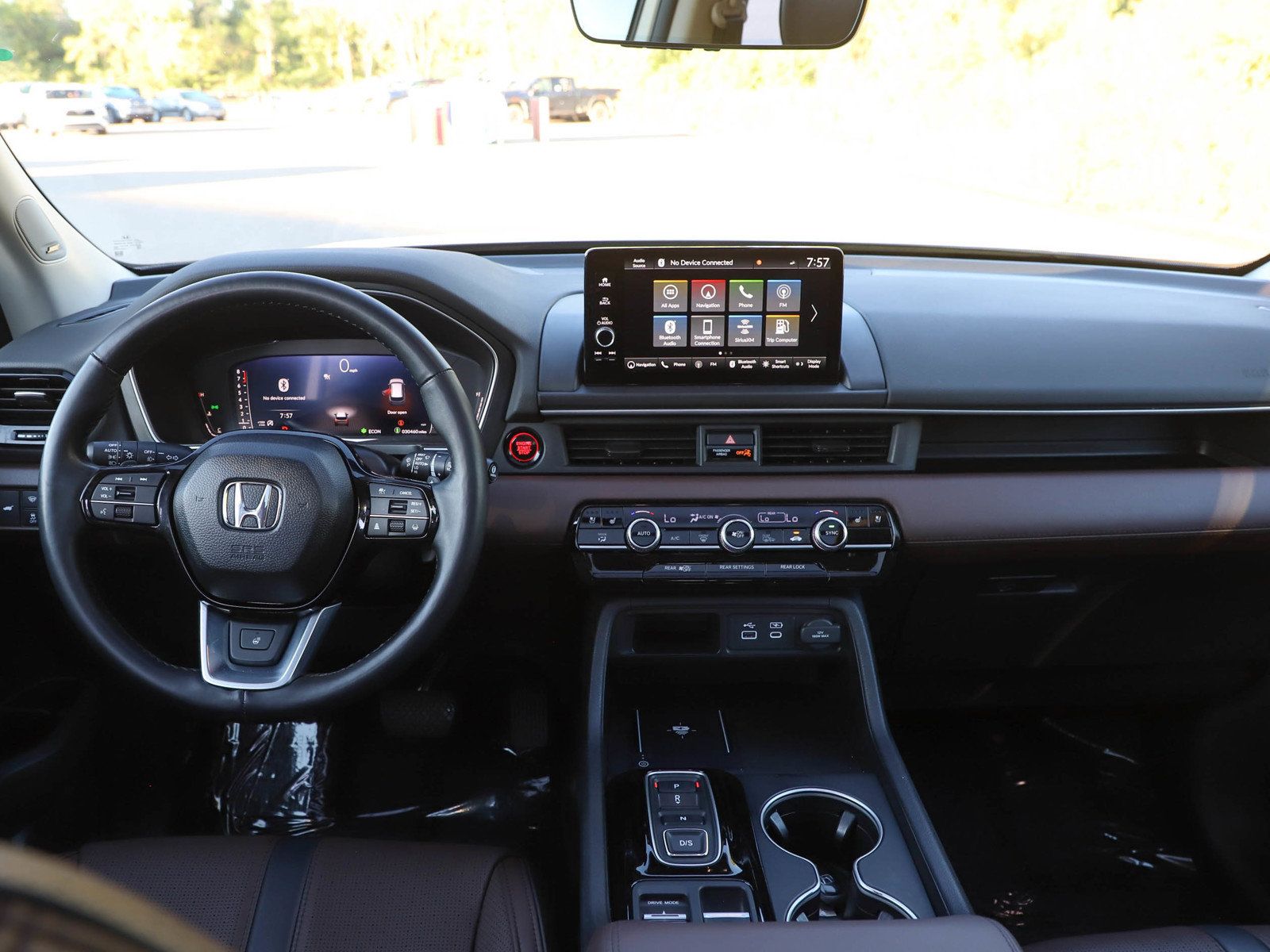 Used 2024 Honda Pilot Elite image 18