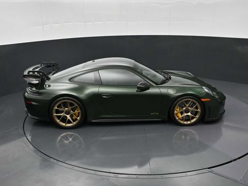 Certified 2026 Porsche 911 GT3 w/ Weissach Package RWD image 30