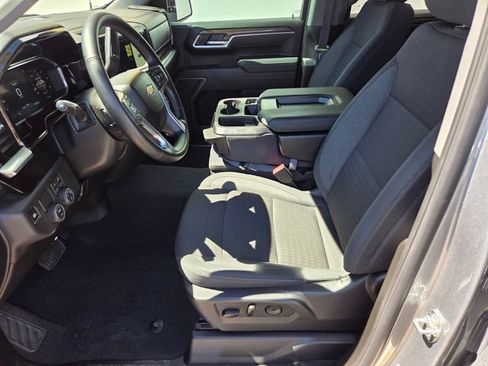 Used 2026 Chevrolet Silverado 1500 LT w/ Safety Package RWD image 10