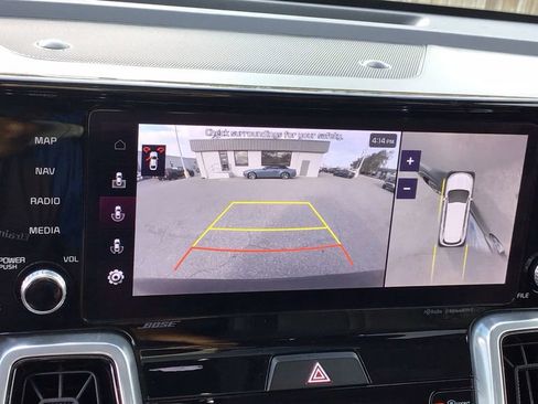 Used 2023 Kia Sorento SX Prestige image 25