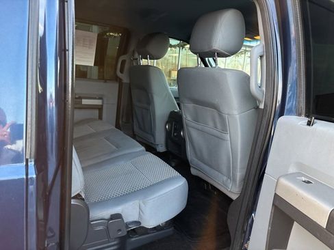 Used 2014 Ford F250 XLT w/ XLT Premium Package image 12