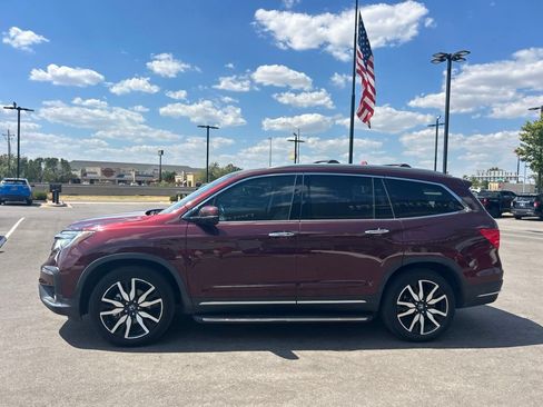 Used 2022 Honda Pilot Touring image 13