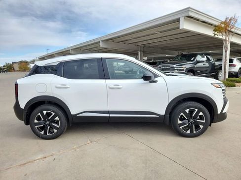 New 2026 Nissan Kicks SV w/ Cold Weather Package image 2
