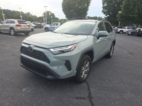 Used 2023 Toyota RAV4 XLE FWD image 4