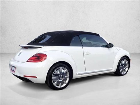 Used 2016 Volkswagen Beetle 1.8T S FWD image 14