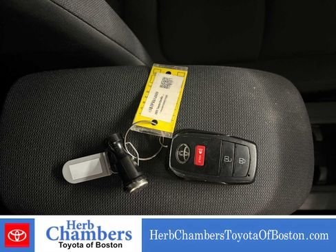Used 2023 Toyota Corolla Cross LE w/ Moonroof Package AWD/4WD image 10