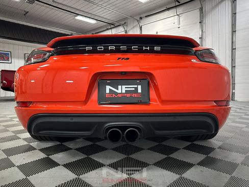 Used 2017 Porsche 718 Boxster Roadster 2D image 29