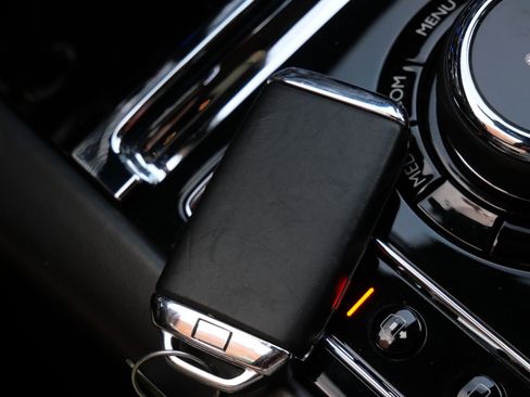 Used 2022 Rolls-Royce Ghost AWD/4WD image 16
