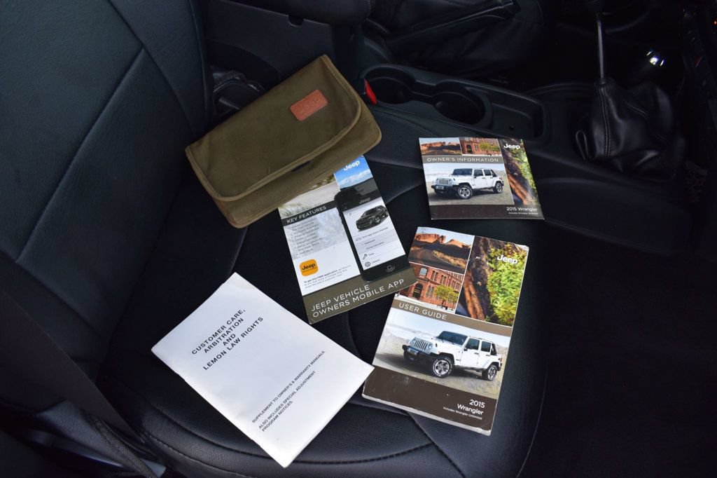 Used 2015 Jeep Wrangler Unlimited Sahara AWD/4WD image 14