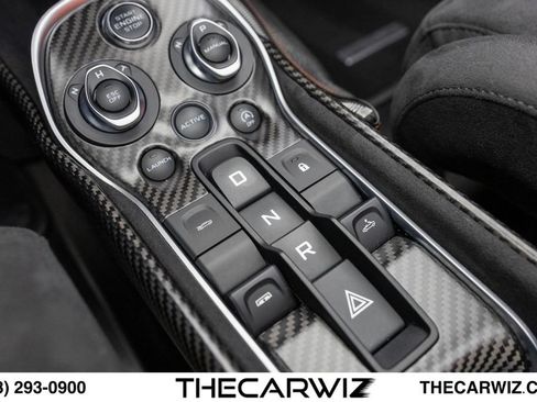Used 2020 McLaren 600LT Spider RWD image 63