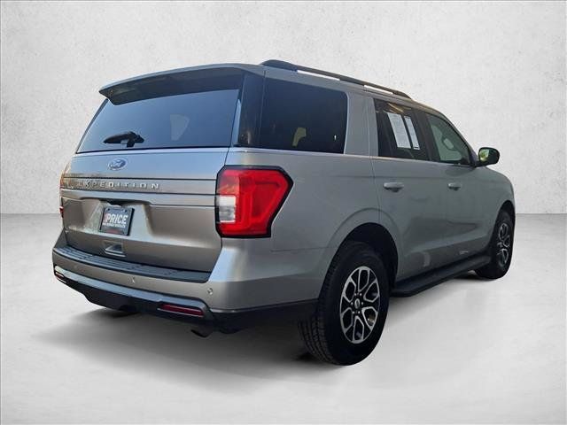 Used 2024 Ford Expedition XLT RWD image 5