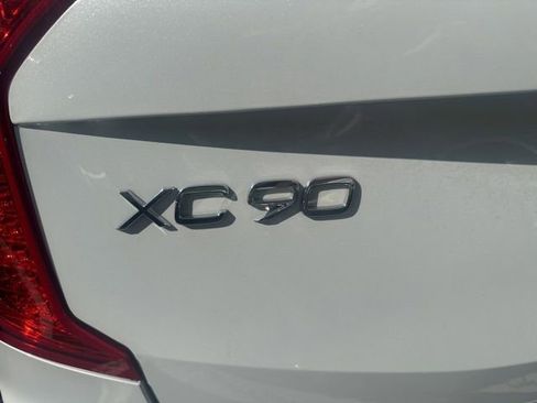Used 2022 Volvo XC90 T6 Momentum AWD/4WD image 20