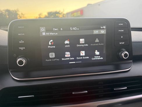 Used 2020 Kia Telluride S w/ S 8 Passenger Seating Package image 17