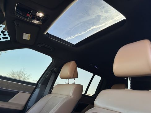 Used 2025 Hyundai Santa Fe Limited image 25