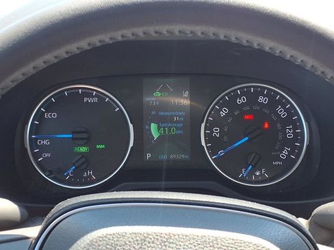 Used 2021 Toyota RAV4 XLE Premium AWD/4WD image 16