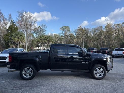 Used 2014 Chevrolet Silverado 2500 LTZ w/ LTZ Plus Package image 6